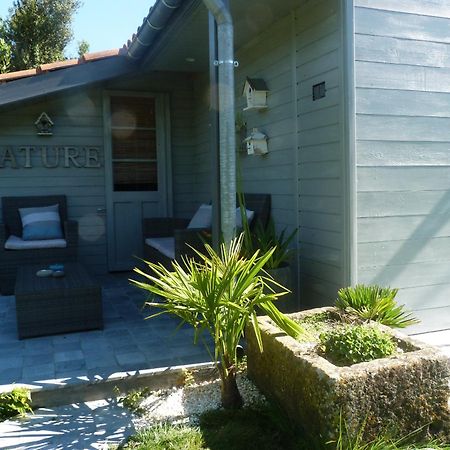 Les Persiennes Hotel Saintes Bilik gambar